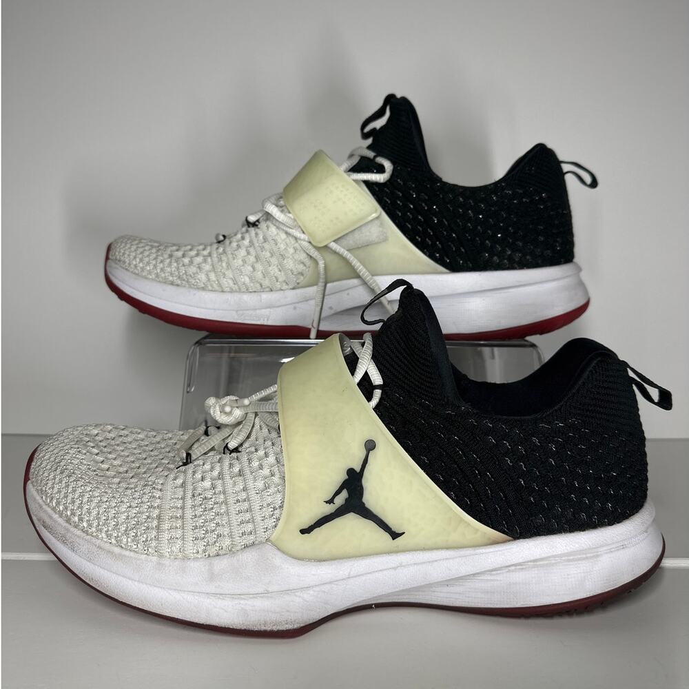 Nike Air Jordan Trainer 2 Flyknit "Chicago" Basketball Shoes Size 15 921210‑101 - Picture 2 of 12